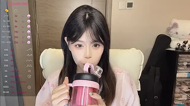 Koi-00 online show from 5, 11, 2025