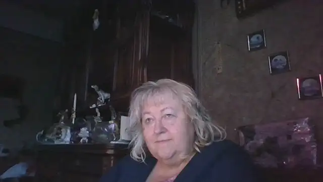 Snapshot of Lala-Love56 chatting on 6, 10, 2025 Lala-Love56 online show from 6, 10, 2025