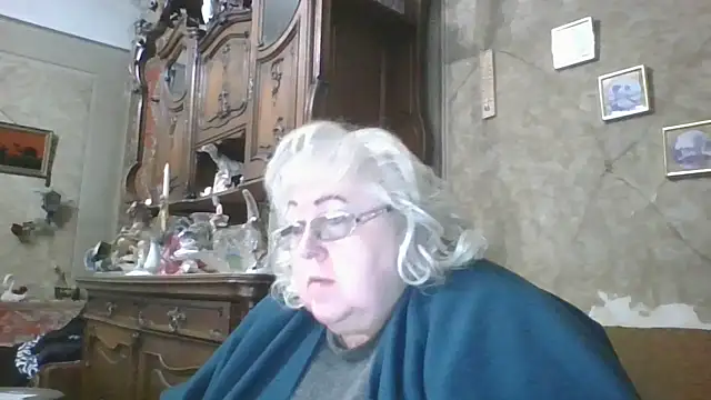 Snapshot of Lala-Love56 chatting on 11, 10, 2025 Lala-Love56 online show from 11, 10, 2025