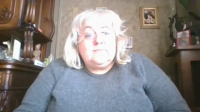 Snapshot of Lala-Love56 chatting on 2, 11, 2025 Lala-Love56 online show from 2, 11, 2025