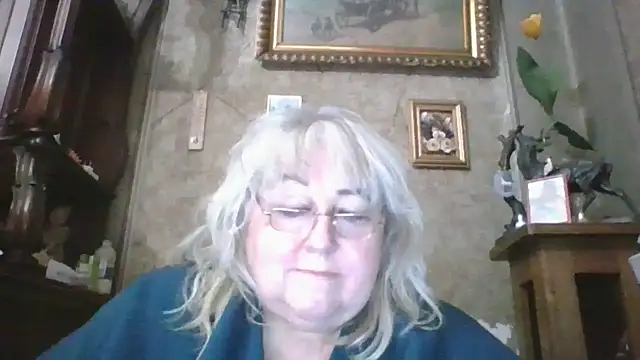 Lala-Love56 online show from 17, 12, 2025