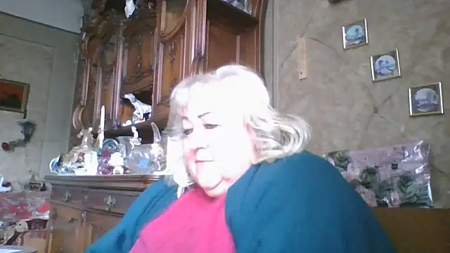 Snapshot of Lala-Love56 chatting on 3, 10, 2025 Lala-Love56 online show from 3, 10, 2025