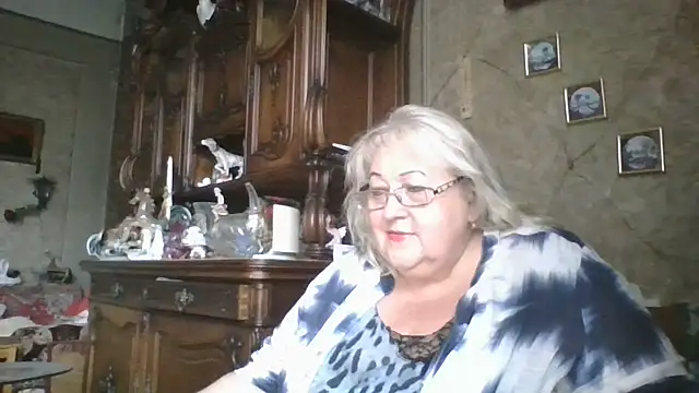 Snapshot of Lala-Love56 chatting on 9, 9, 2025 Lala-Love56 online show from 9, 9, 2025