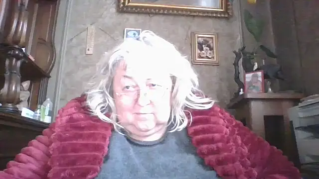 Snapshot of Lala-Love56 chatting on 26, 11, 2025 Lala-Love56 online show from 26, 11, 2025