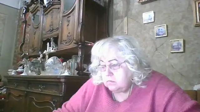 Lala-Love56 online show from 18, 5, 2026