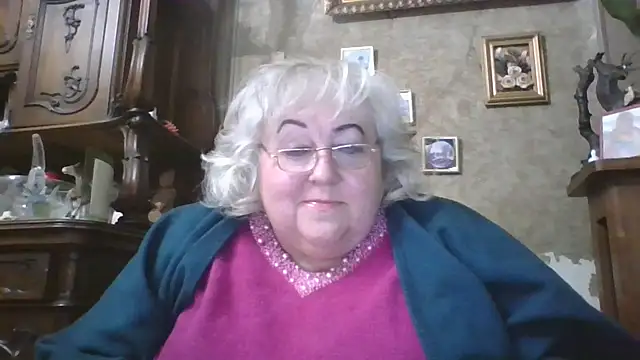 Snapshot of Lala-Love56 chatting on 28, 10, 2025 Lala-Love56 online show from 28, 10, 2025