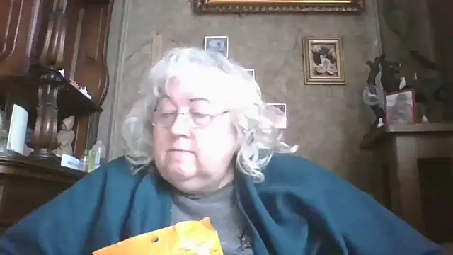 Lala-Love56 online show from 21, 12, 2025