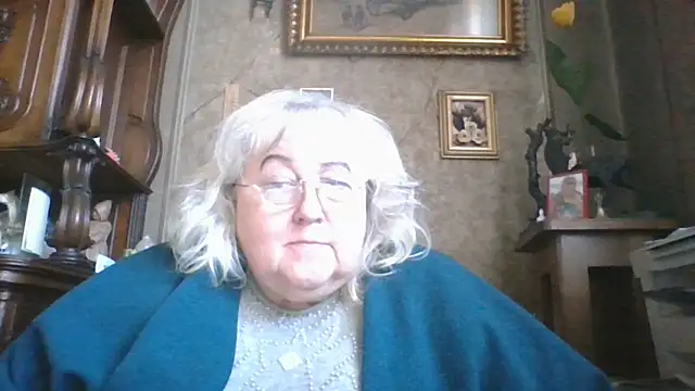 Snapshot of Lala-Love56 chatting on 13, 11, 2025 Lala-Love56 online show from 13, 11, 2025