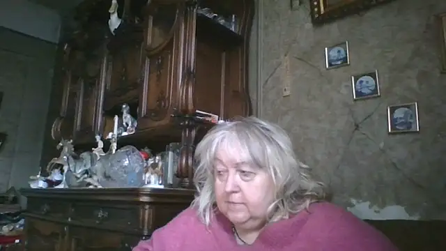 Lala-Love56 online show from 2, 6, 2026