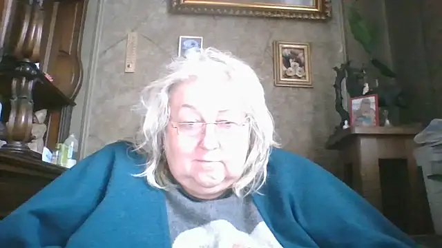 Snapshot of Lala-Love56 chatting on 10, 11, 2025 Lala-Love56 online show from 10, 11, 2025