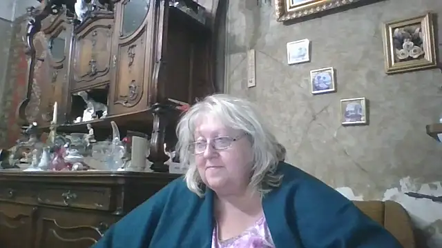 Snapshot of Lala-Love56 chatting on 10, 9, 2025 Lala-Love56 online show from 10, 9, 2025