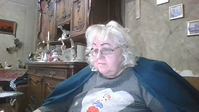 Snapshot of Lala-Love56 chatting on 18, 10, 2025 Lala-Love56 online show from 18, 10, 2025