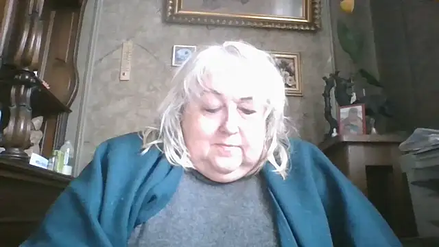 Snapshot of Lala-Love56 chatting on 9, 11, 2025 Lala-Love56 online show from 9, 11, 2025