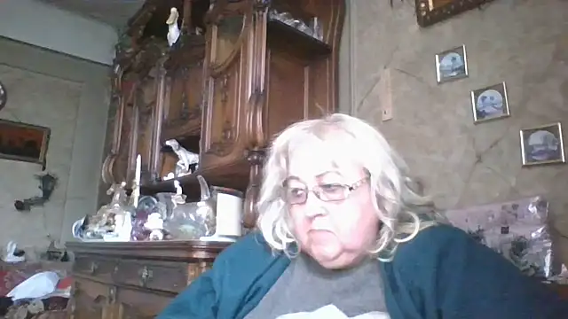 Snapshot of Lala-Love56 chatting on 5, 10, 2025 Lala-Love56 online show from 5, 10, 2025