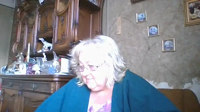 Snapshot of Lala-Love56 chatting on 15, 9, 2025 Lala-Love56 online show from 15, 9, 2025