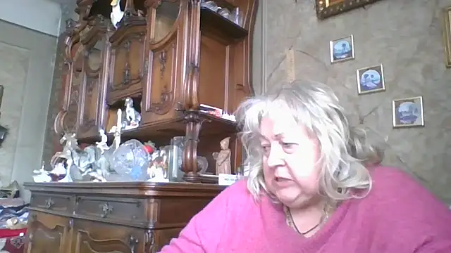 Lala-Love56 online show from 7, 6, 2026