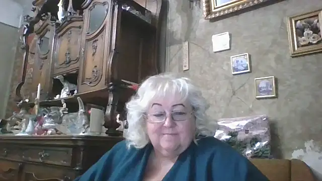 Snapshot of Lala-Love56 chatting on 22, 9, 2025 Lala-Love56 online show from 22, 9, 2025