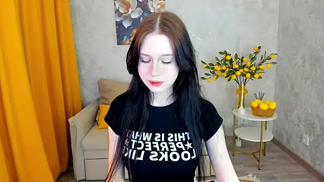 VioletHarme online show from 7, 4, 2026