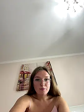 Bellatrisssaa online show from 7, 10, 2025