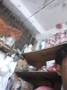 Snapshot of kfocufi chatting on 13, 9, 2025 kfocufi online show from 13, 9, 2025