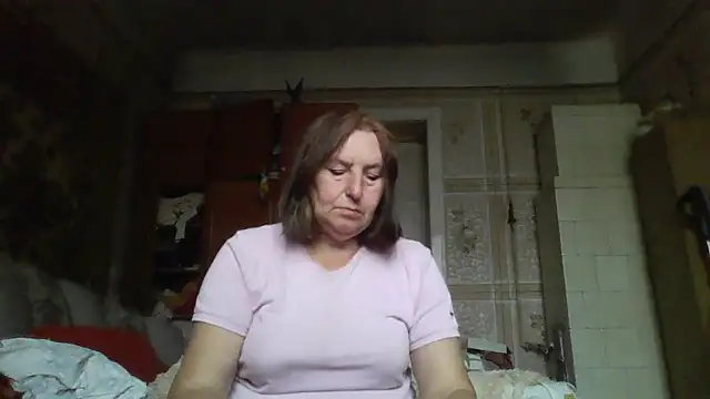 AnnaLive570 online show from 8, 10, 2025