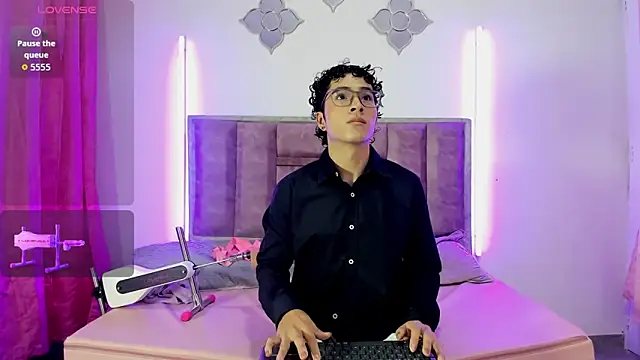 0anonimo bottom1 online show from 2, 10, 2025