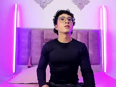 0anonimo bottom1 online show from 25, 9, 2025