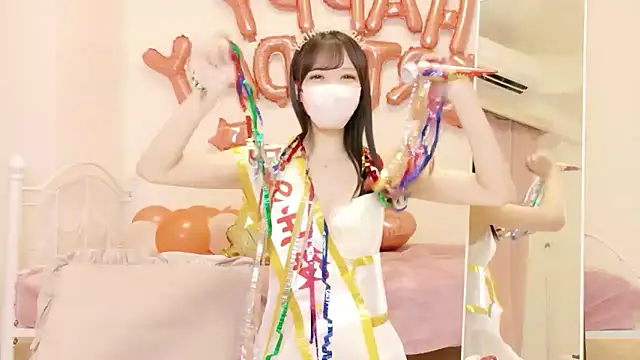 roachan  online show from 28, 3, 2026