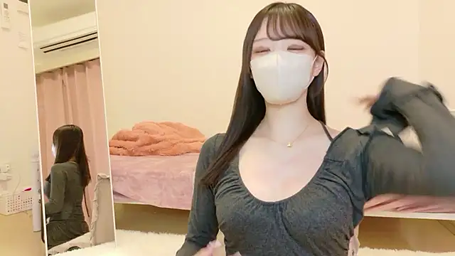 Snapshot of roachan_ chatting on 18, 1, 2026 roachan online show from 18, 1, 2026