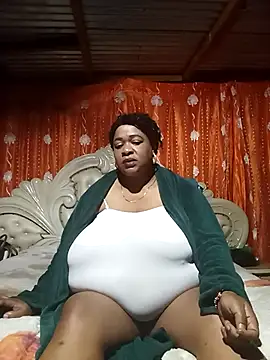 BUSTY QUEEEN online show from 16, 10, 2025