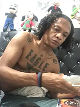 elpeluchenegroxxx3 online show from 18, 2, 2026