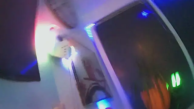 hellgirl1980 online show from 26, 10, 2025