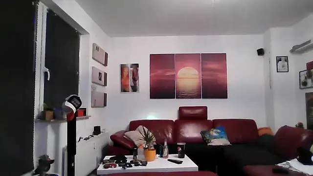 hellgirl1980 online show from 28, 9, 2025