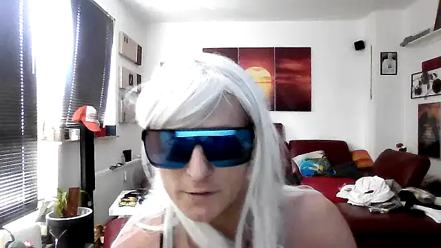 hellgirl1980 online show from 22, 9, 2025