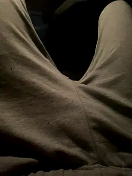 Maxie VIP online show from 11, 10, 2025