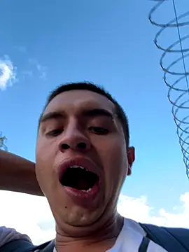 lonewolt online show from 10, 9, 2025