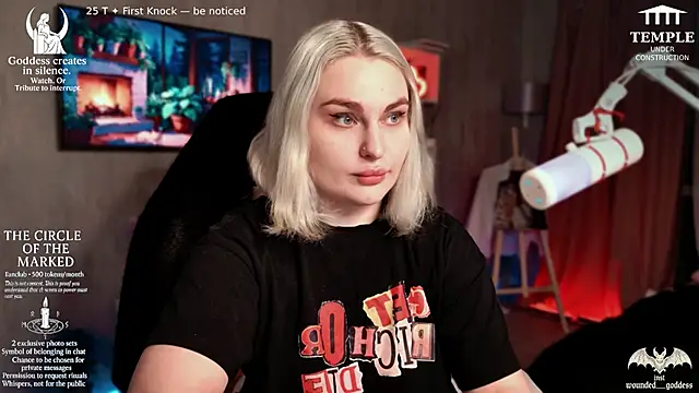 Wounded Goddess  online show from 13, 11, 2025