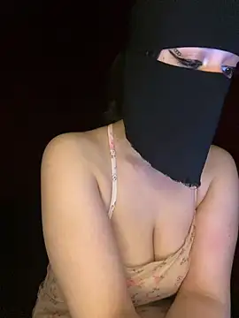 RooVaaN-Xx online show from 13, 2, 2026