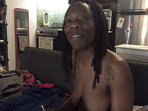 littyleesh1 online show from 17, 5, 2026
