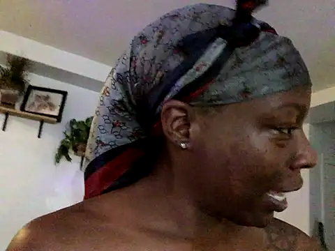 littyleesh1 online show from 29, 10, 2025