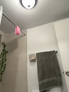 littyleesh1 online show from 19, 3, 2026