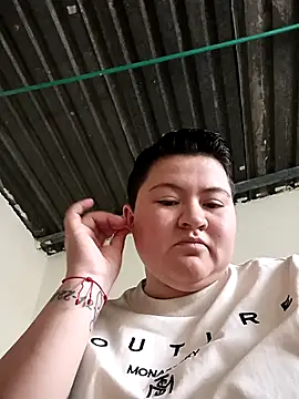 Noha Whiitee online show from 14, 11, 2025