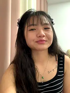 Emlyly-18 online show from 20, 9, 2025