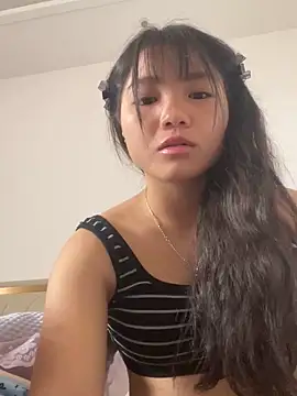 Emlyly-18 online show from 14, 9, 2025