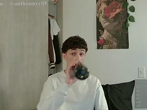 anthonny 05 online show from 12, 10, 2025