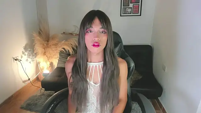 Nikkita Dragon online show from 20, 10, 2025