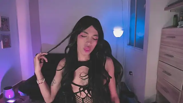 Nikkita Dragon online show from 21, 11, 2025