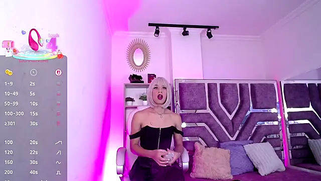 Eva Walker  online show from 10, 10, 2025