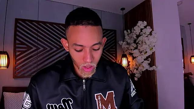 B Wild online show from 11, 11, 2025