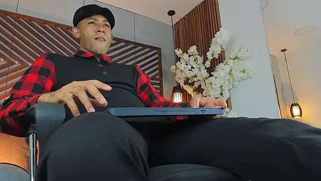 B Wild online show from 5, 5, 2026